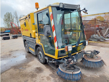 Balayeuse de voirie Schmidt Compact 200