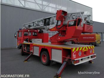 Camion de pompier RENAULT S150: photos 1