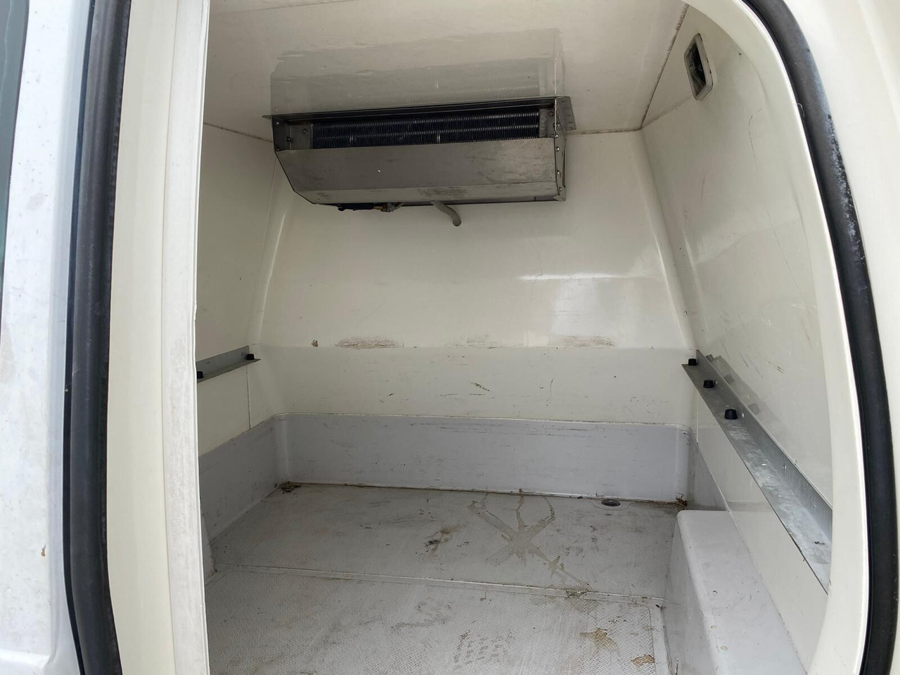 Utilitaire frigorifique Citroen Berlingo 1.9 d - Frigo: photos 29
