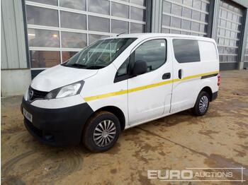 Fourgon utilitaire 2015 Nissan NV200