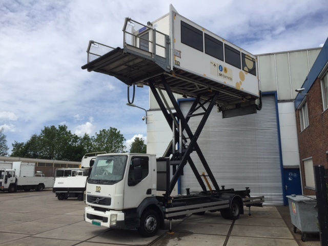 AeroGSE B.V. - Équipements aéroportuaires - Année: 2016 undefined: photos 1