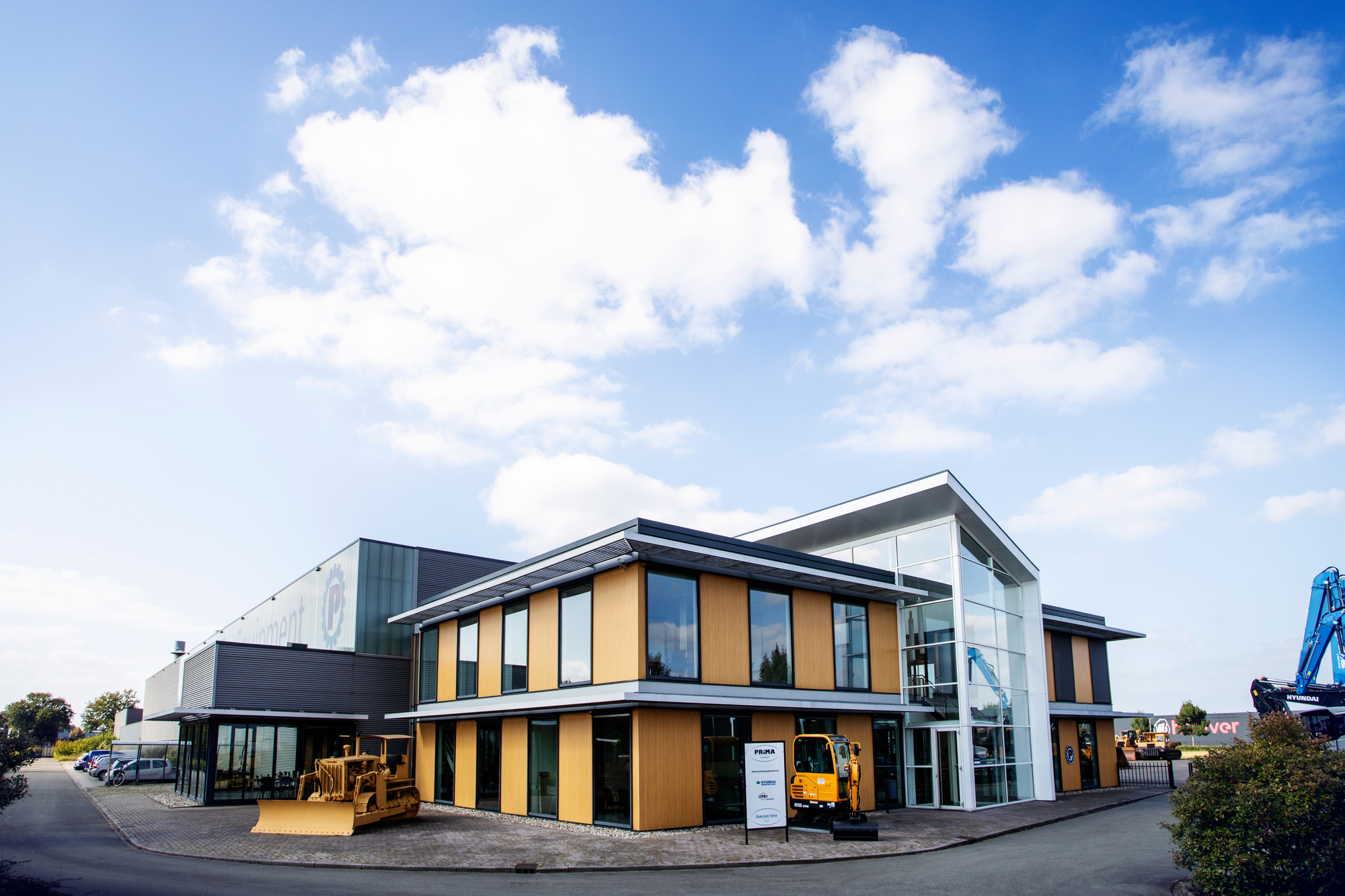 PRIMA Equipment B.V. - Engins de chantier KOMATSU - air conditionné undefined: photos 6