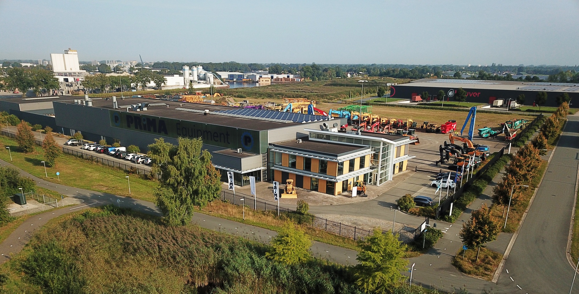 PRIMA Equipment B.V. - Engins de chantier KOMATSU - air conditionné undefined: photos 10