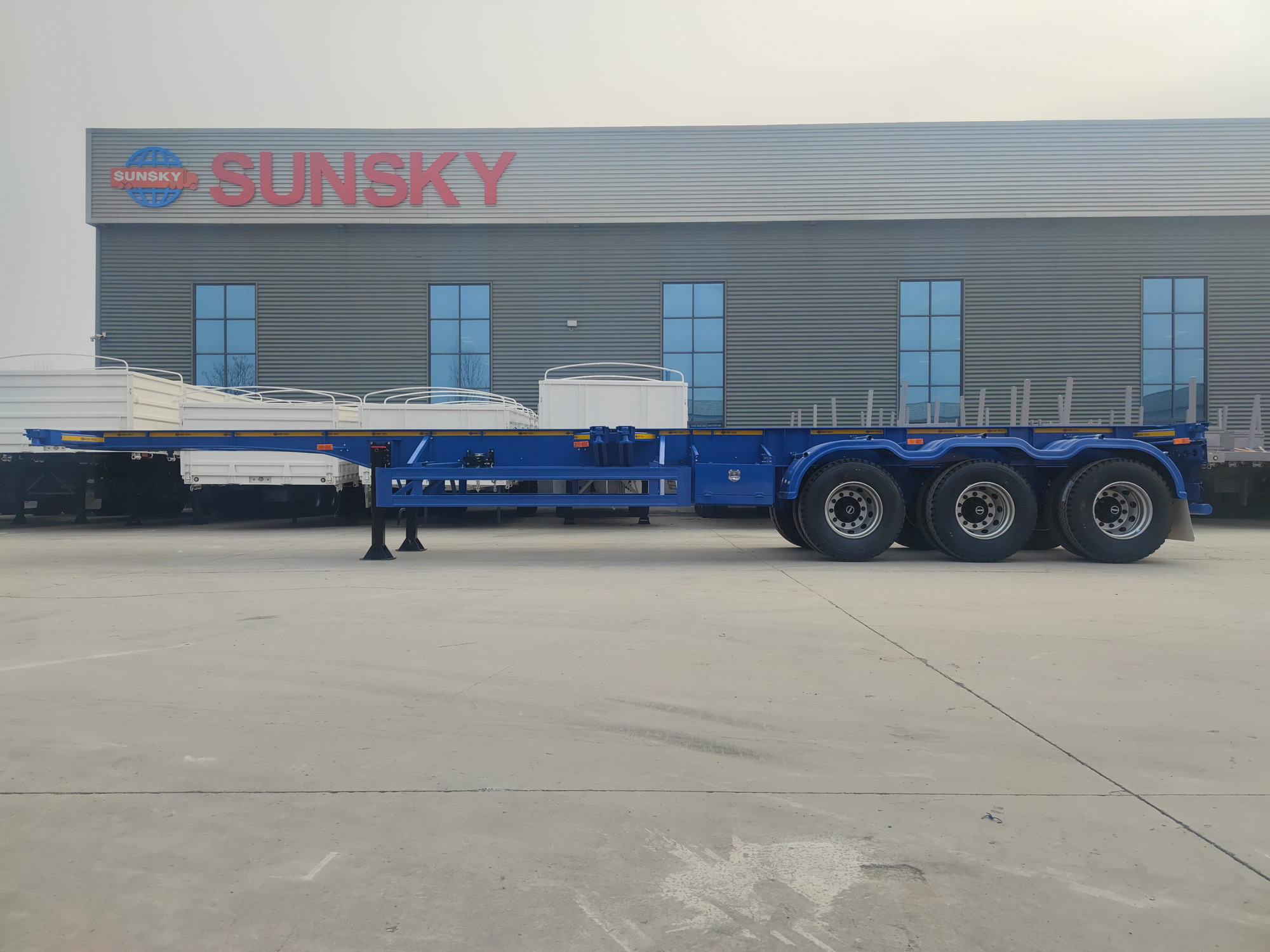 Xiamen Sunsky Vehicle Co.,Ltd - Camions SINOTRUK HOWO - air conditionné undefined: photos 3