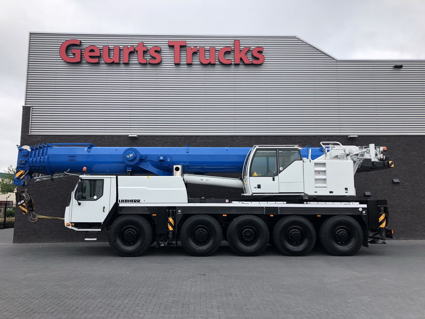 Geurts Trucks B.V. - Tracteurs routiers - grue undefined: photos 27