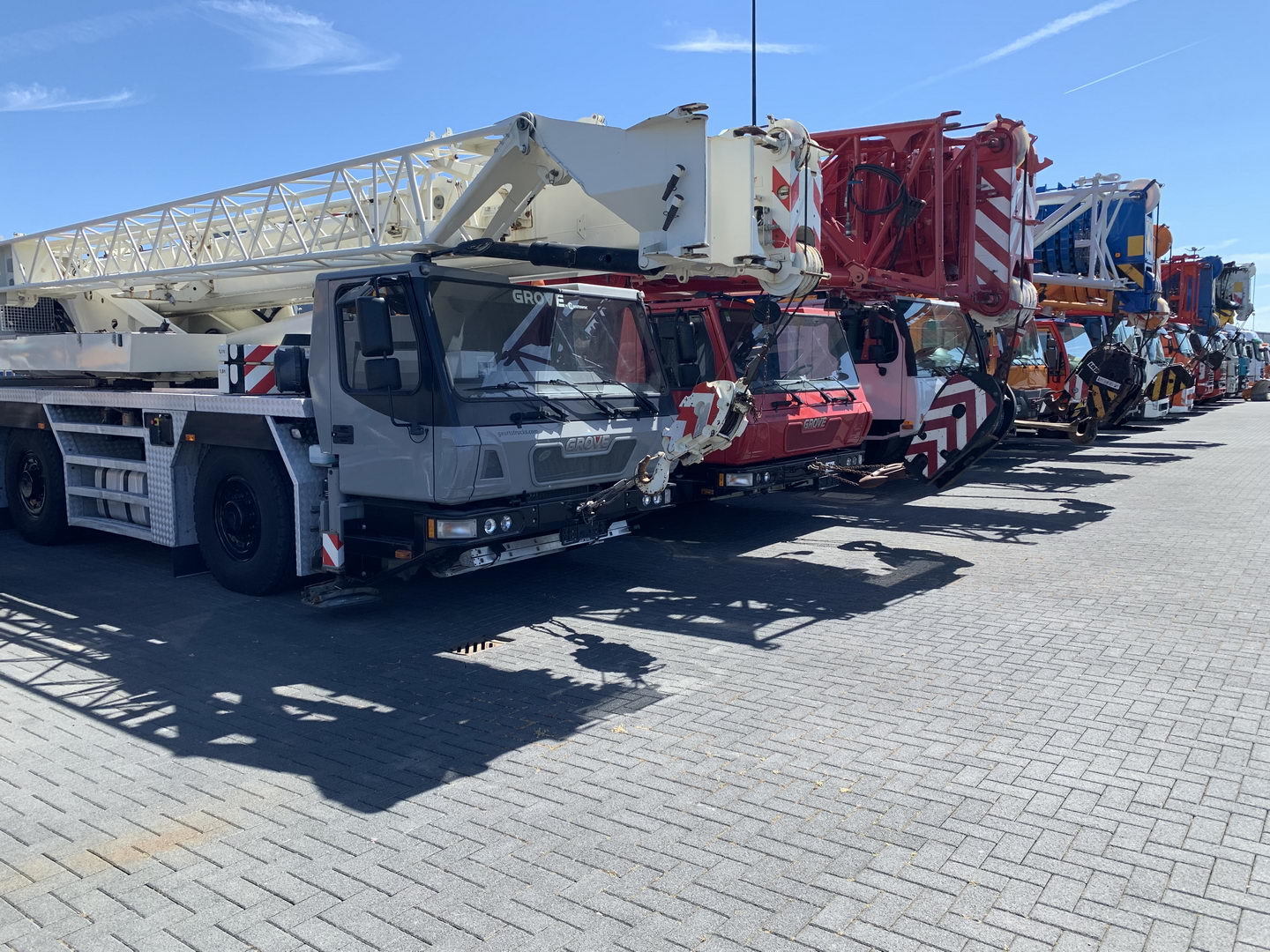 Geurts Trucks B.V. - Tracteurs routiers - grue undefined: photos 7