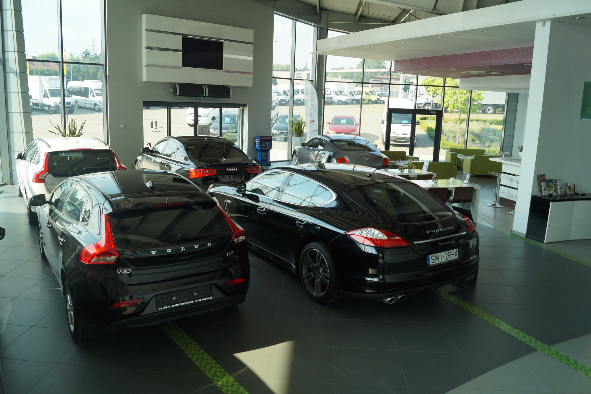 MGC CENTRUM SAMOCHODOW DOSTAWCZYCH undefined: photos 14