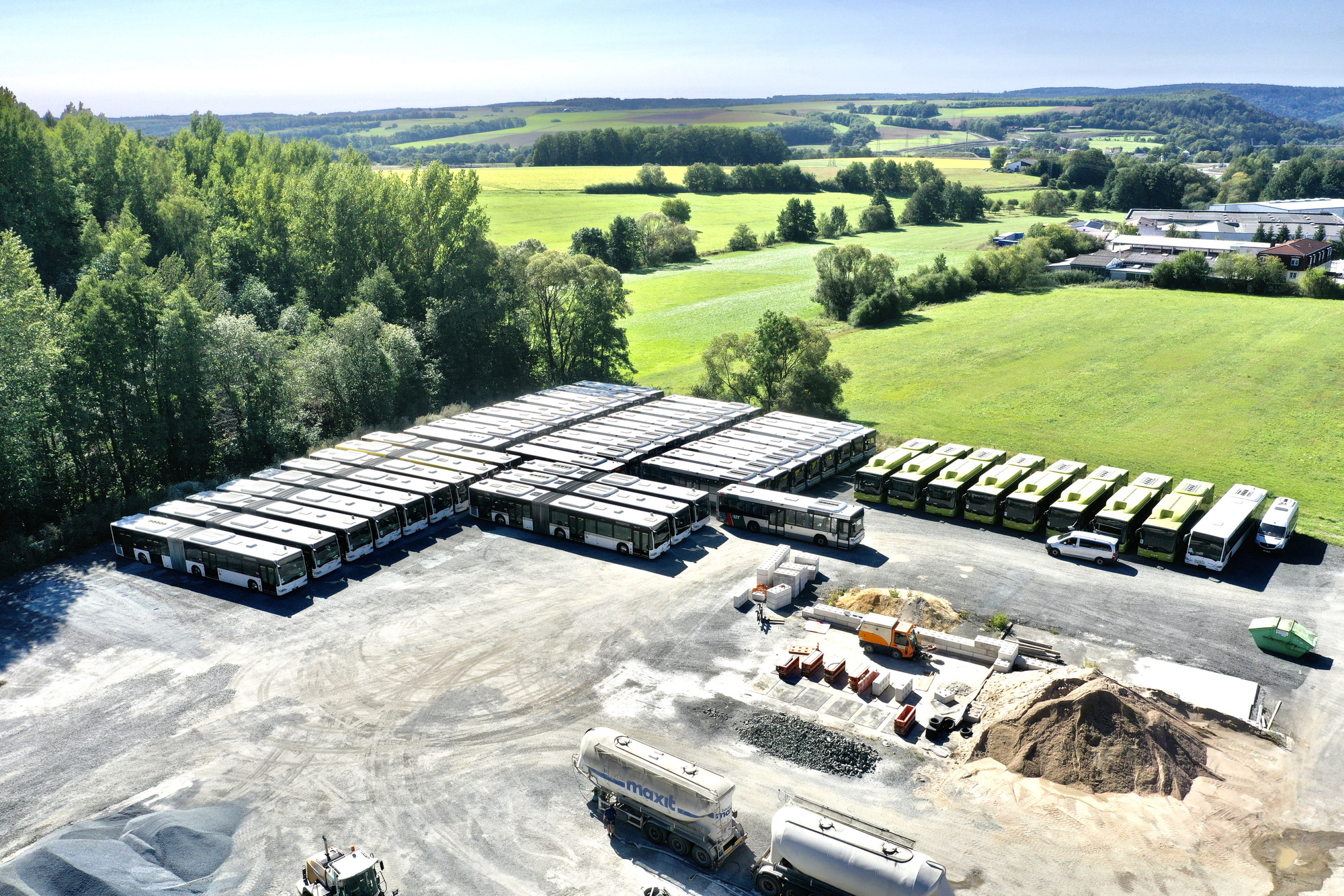 OMR Omnibushandel Mario Röttgen GmbH - Engins de chantier undefined: photos 4
