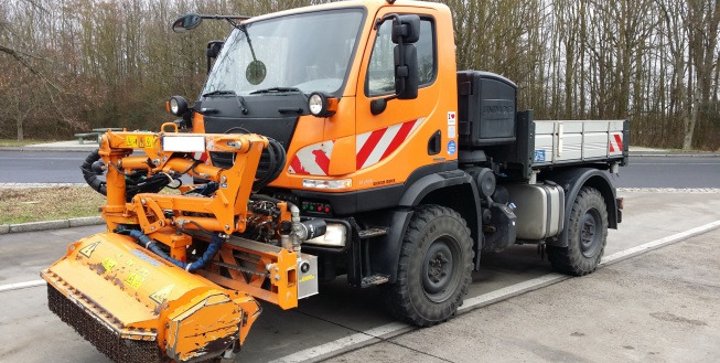 1&1 - Automobile - Véhicules de voirie/ Spéciaux - Année: 1995, 4x2 undefined: photos 4