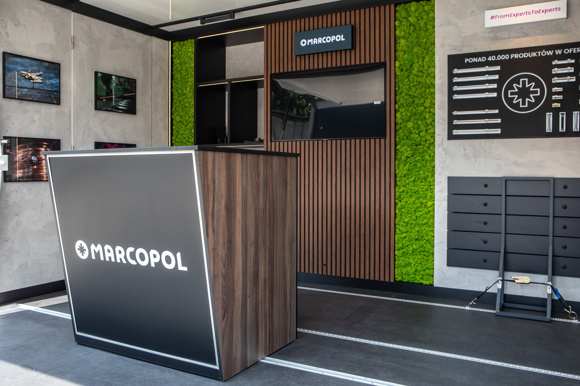 IDEX Denys Kharlamov - Annonce de vente undefined: photos 27