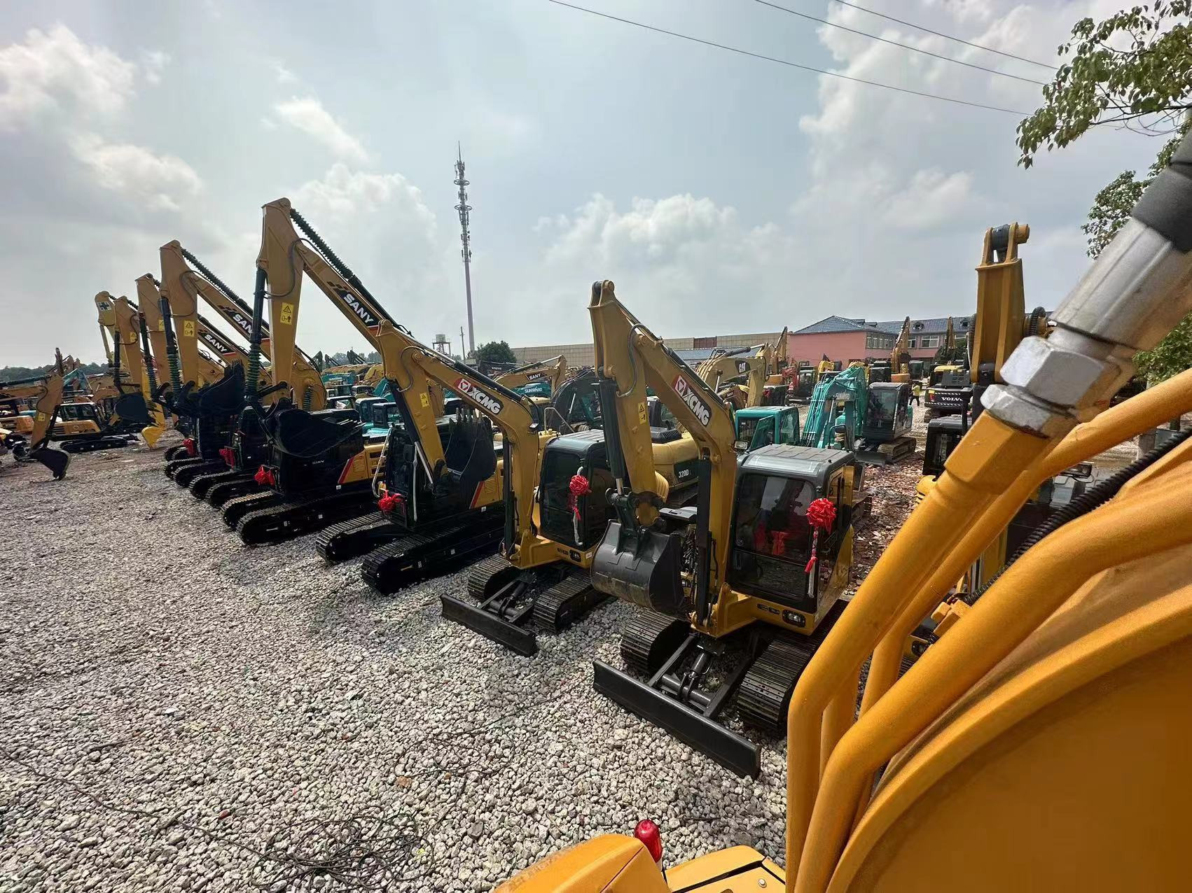 ZM Machinery Co., Ltd. - Engins de chantier CATERPILLAR 950H undefined: photos 5