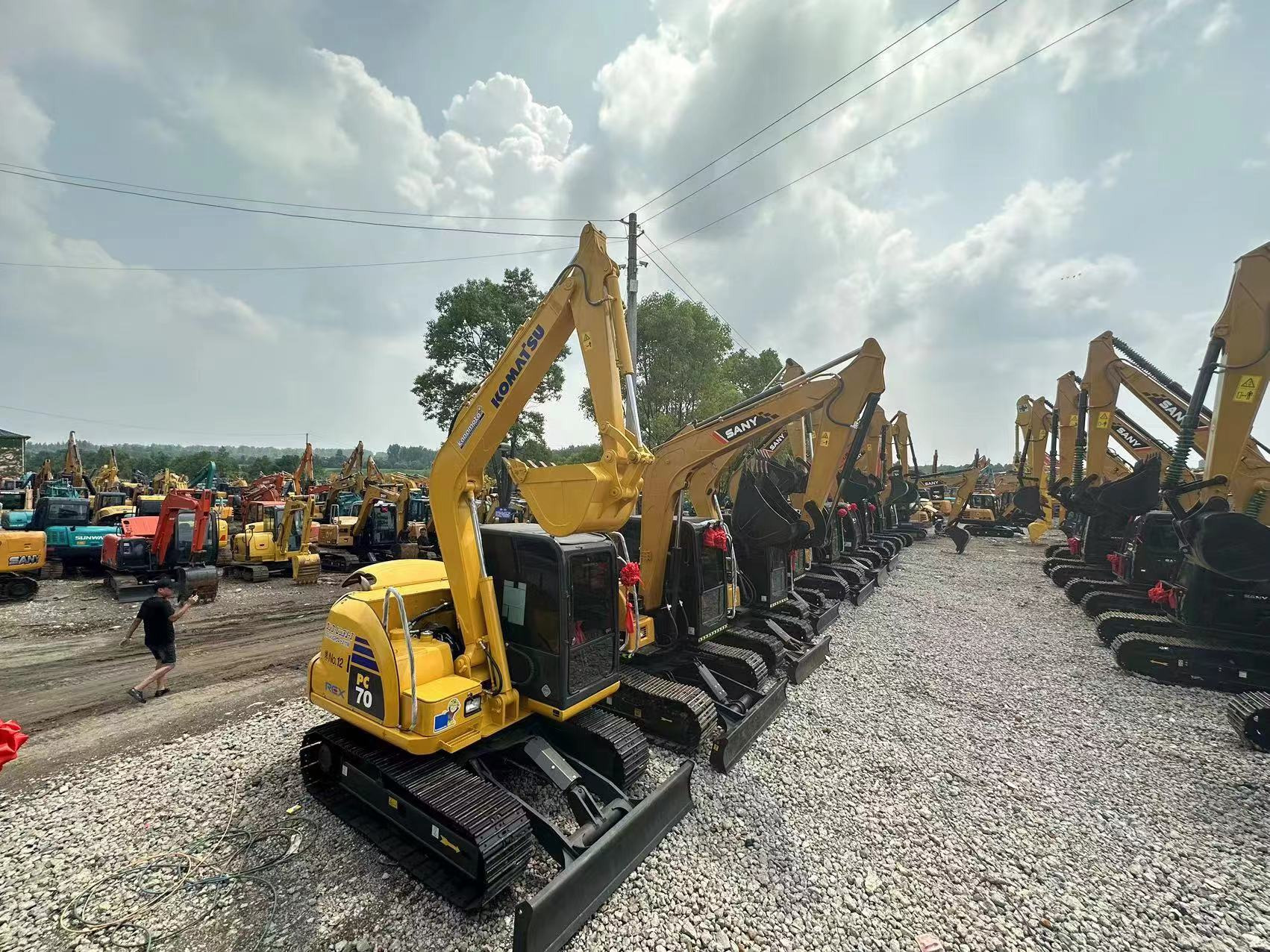 ZM Machinery Co., Ltd. - Engins de chantier CATERPILLAR 950H undefined: photos 4