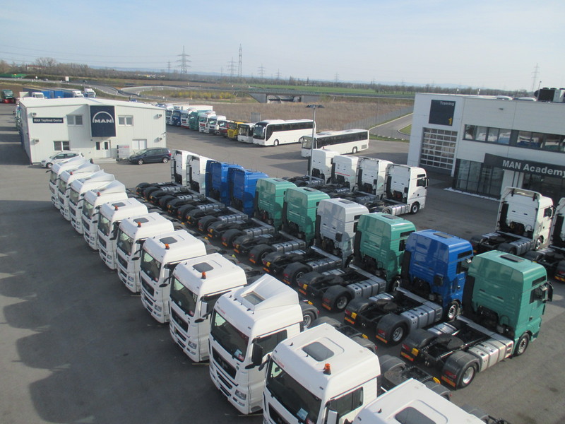MAN Truck & Bus Vertrieb Österreich GesmbH - Camions MAN TGS undefined: photos 1