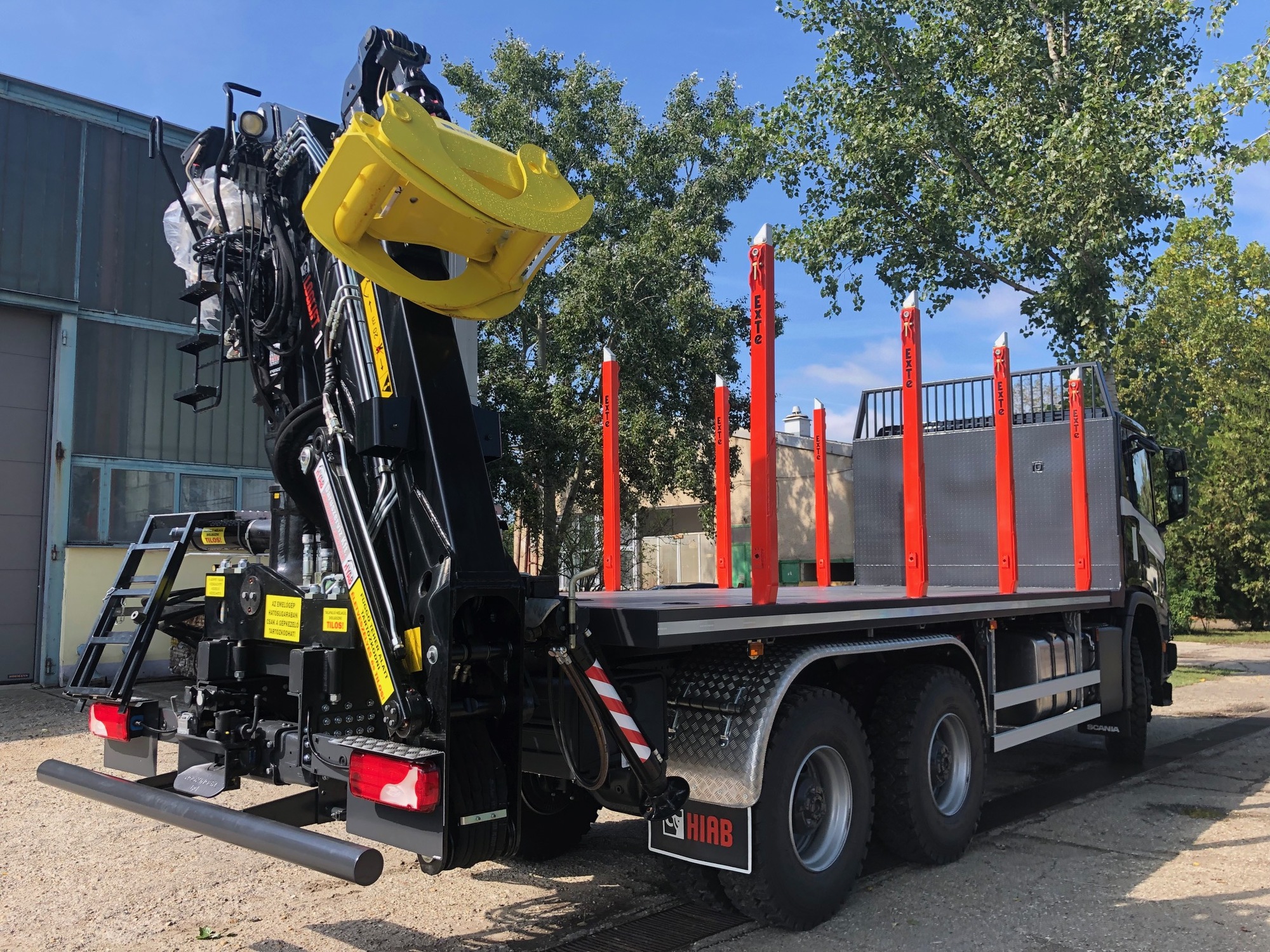 HYAB DARUSZERVIZ KFT undefined: photos 3