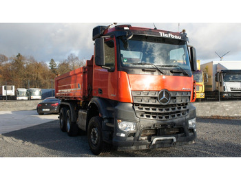 Camion benne Mercedes-Benz Arocs 2653 Dreiseitenkipper Meiller Bordmatik: photos 3 Camion benne Mercedes-Benz Arocs 2653 Dreiseitenkipper Meiller Bordmatik: photos 3
