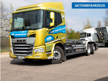 Camion ampliroll DAF XD 450