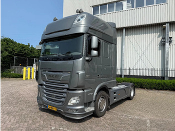 Tracteur routier DAF XF 460
