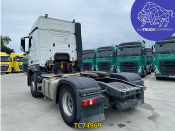 Tracteur routier Mercedes-Benz Arocs 1943: photos 3