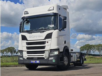 Camion porte-conteneur/ Caisse mobile SCANIA R 450