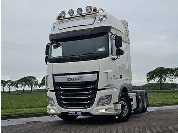 Tracteur routier DAF XF 460
