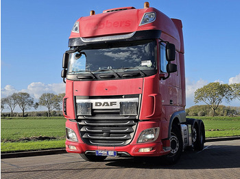 Tracteur routier DAF XF 530