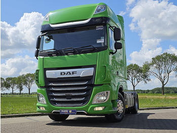 Tracteur routier DAF XF 530