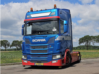 Tracteur routier SCANIA R 410