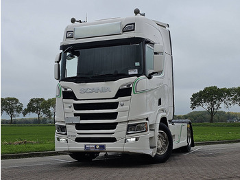 Tracteur routier SCANIA R 450