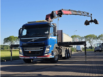 Camion plateau VOLVO FM 460
