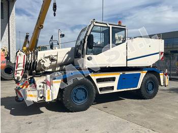 Grue automotrice lente LOCATELLI