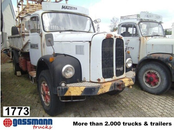 Camion plateau SAURER