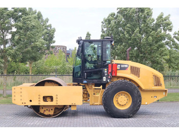 Compacteur CATERPILLAR CS78B