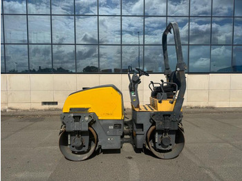 Rouleau compresseur DYNAPAC