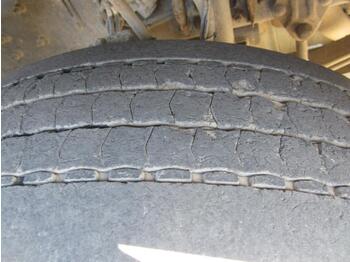 Tracteur routier Volvo FMX 460: photos 3