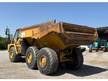 Tombereau articulé CATERPILLAR 730