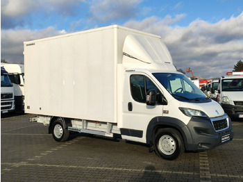Fourgon grand volume PEUGEOT Boxer