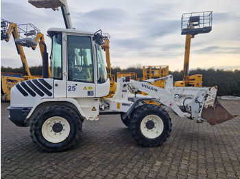 VOLVO L 30 B – Z/X - crédit-bail VOLVO L 30 B – Z/X: photos 4