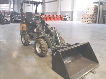 Mini chargeuse Giant G 2200 E X-Tra Elektro: photos 4 Mini chargeuse Giant G 2200 E X-Tra Elektro: photos 4