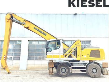 Pelle de manutention LIEBHERR