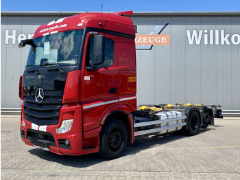 Camion porte-conteneur/ Caisse mobile MERCEDES-BENZ