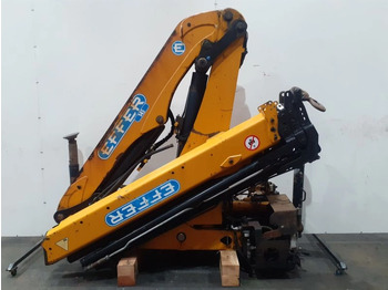 Grue auxiliaire EFFER