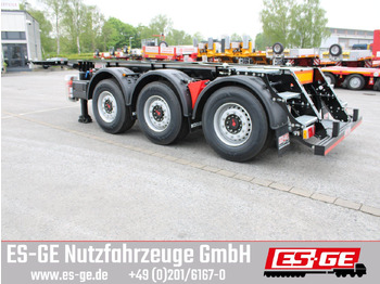 Semi-remorque porte-conteneur/ Caisse mobile KÖGEL