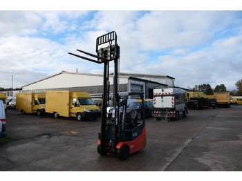 Chariot élévateur électrique TOYOTA