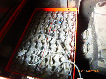 Chariot tracteur neuf LINDE W20 2022 BATTERY!!!: photos 3 Chariot tracteur neuf LINDE W20 2022 BATTERY!!!: photos 3