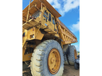 Tombereau CATERPILLAR 777