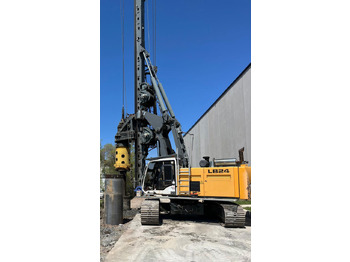 Mât de battage LIEBHERR