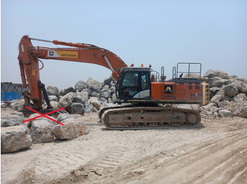 Pelle sur chenille HITACHI ZX470
