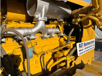 Bulldozer KOMATSU D65-E: photos 5