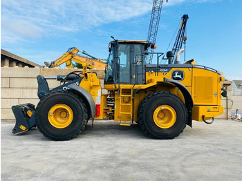 Chargeuse sur pneus JOHN DEERE