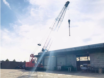 Grue sur chenilles